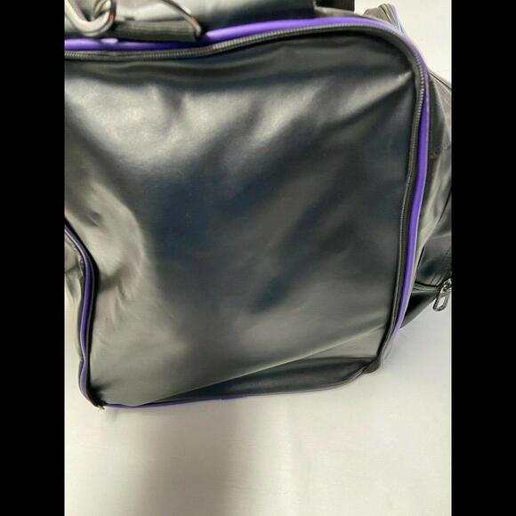 Rare Nike Official LEBRON JAMES Skills Academy Black Duffel Bag - Picture 5 of 9